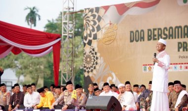 Hadirkan-Penceramah-Kondang-Ustaz-Das'ad-Latif,-Polda-Riau-Gelar-Doa-Bersama-Pemilu-Damai-2024